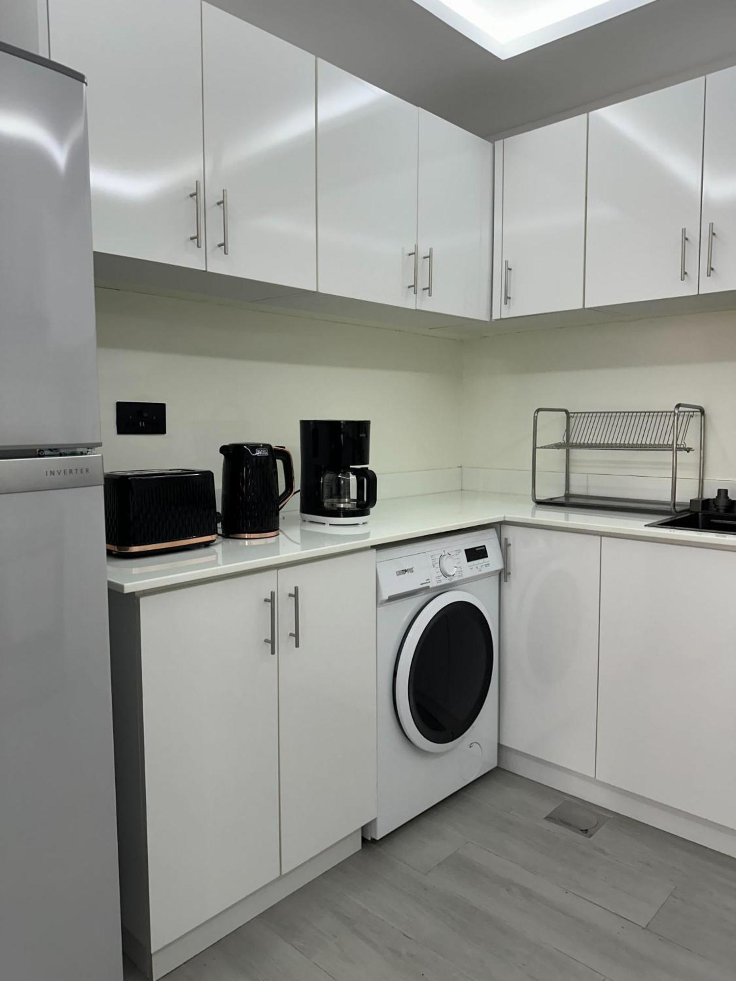 Fully Upgraded 2 Bedroom In Jumerah Village Circle